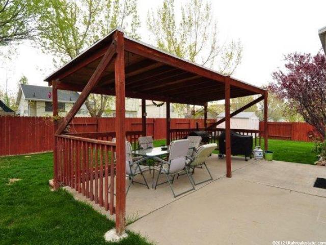 5827 S 4025 W, Roy, UT 84067 — photo 12
