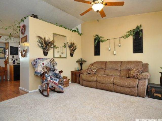 5827 S 4025 W, Roy, UT 84067 — photo 3