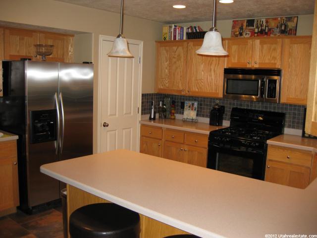 7729 S Sandy Heights Dr E, Sandy, UT 84070 — photo 4