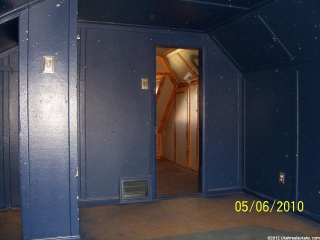 263 E Factory St, Garland, UT 84312 — photo 5