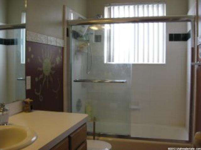 2089 N 900 W, Clinton, UT 84015 — photo 3