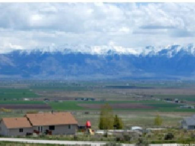 10880 Wallace Ln, Tremonton, UT 84337 — photo 4