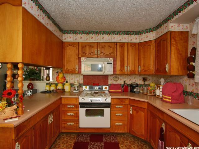 1137 E Sego Lily Dr, Sandy, UT 84094 — photo 2