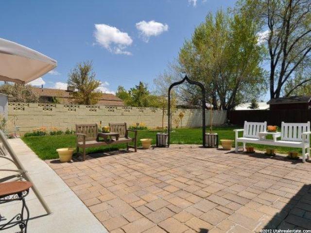 654 N 1050 W, Clearfield, UT 84015 — photo 7