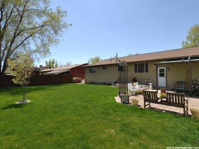 654 N 1050 W, Clearfield, UT 84015 — photo 8