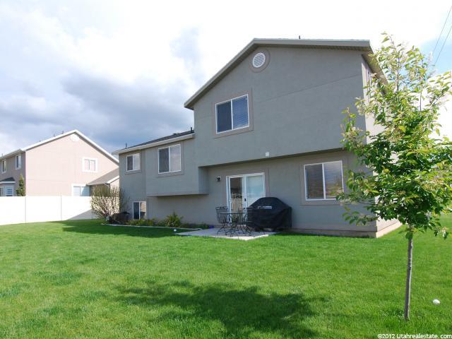 652 W 3650 S, Riverdale, UT 84405 — photo 11
