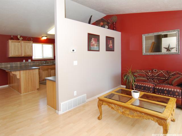 652 W 3650 S, Riverdale, UT 84405 — photo 5