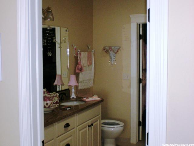 458 N Linden Ln, Providence, UT 84332 — photo 4