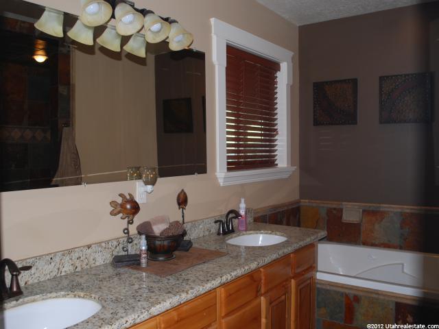 698 E 600 S, Preston, ID 83263 — photo 9