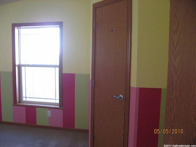 445 W 2100 S, Vernal, UT 84078 — photo 10