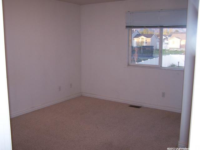 1974 N 1450 W, Clinton, UT 84015 — photo 4