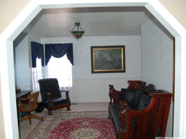 4886 S 1150 E, Ogden, UT 84403 — photo 2