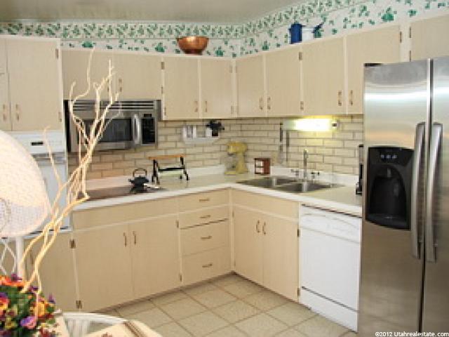 1044 E Revere S, Murray, UT 84117 — photo 8