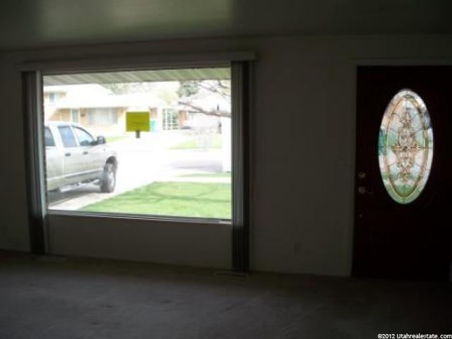 630 E Julie Dr, Layton, UT 84041 — photo 2