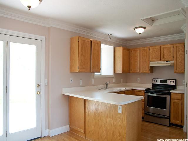 9361 S Windflower Ln, Sandy, UT 84070 — photo 5