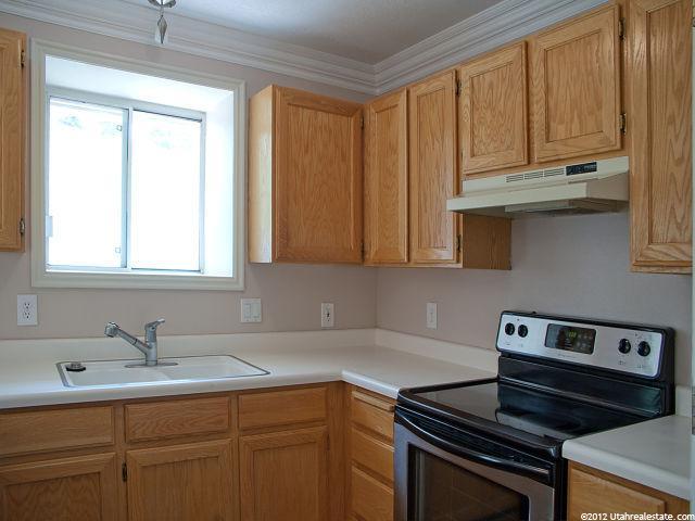 9361 S Windflower Ln, Sandy, UT 84070 — photo 6