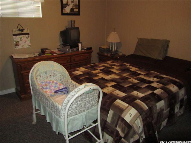 1377 N 300 W, Provo, UT 84604 — photo 9