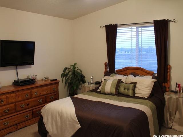 161 E 1100 N, Harrisville, UT 84404 — photo 7
