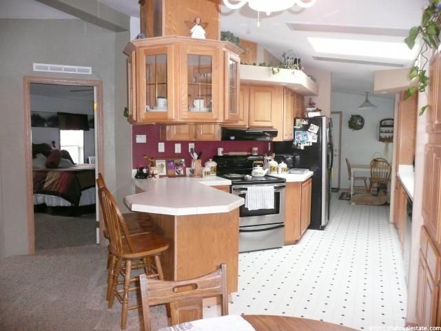 10910 S 800 E, Avon, UT 84328 — photo 3