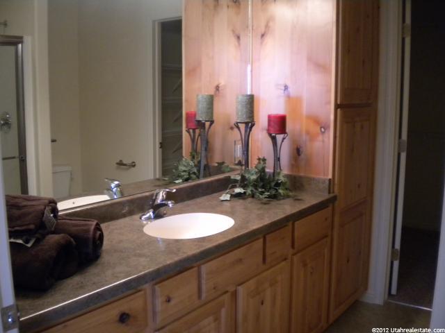 242 E 2230 N #A, North Logan, UT 84341 — photo 7
