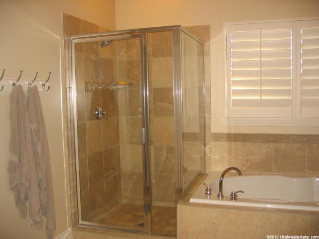 272 S Willowmere Dr W, Kaysville, UT 84037 — photo 5