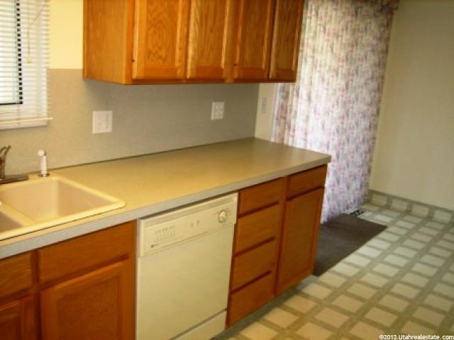 1079 N Mala Dr W, Layton, UT 84040 — photo 3