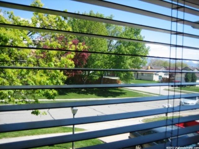 1079 N Mala Dr W, Layton, UT 84040 — photo 5