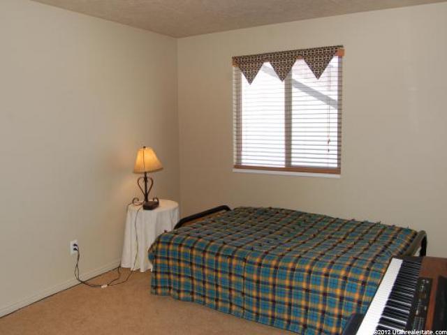 1705 N 25 E, Layton, UT 84041 — photo 4