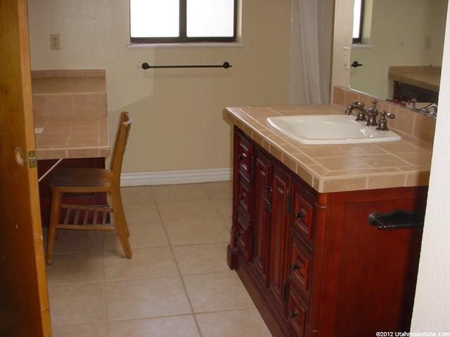678 S Main, Ivins, UT 84738 — photo 4