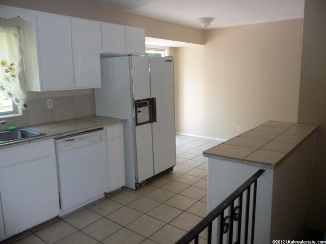 371 S 1000 E, Kaysville, UT 84037 — photo 4