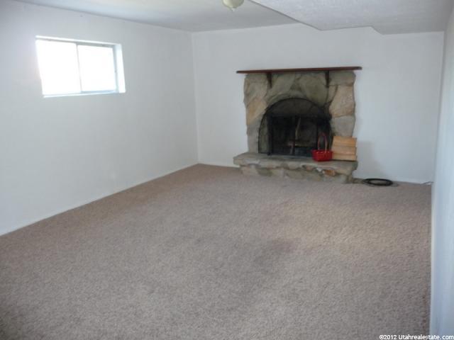 371 S 1000 E, Kaysville, UT 84037 — photo 9
