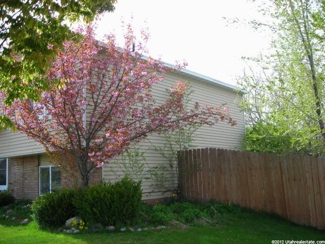 263 W 1675 N, Layton, UT 84041 — photo 3