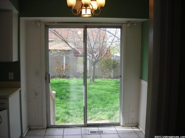 263 W 1675 N, Layton, UT 84041 — photo 9