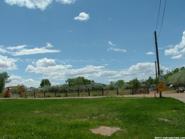 787 N 500 E, Vernal, UT 84078 — photo 2