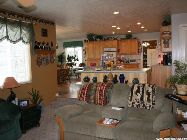 252 E 100 S, Mantua, UT 84324 — photo 10