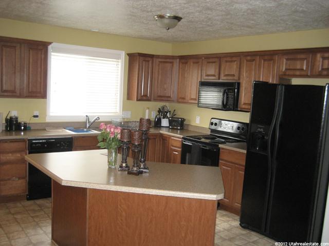 2513 W Craig Ln, Syracuse, UT 84075 — photo 9