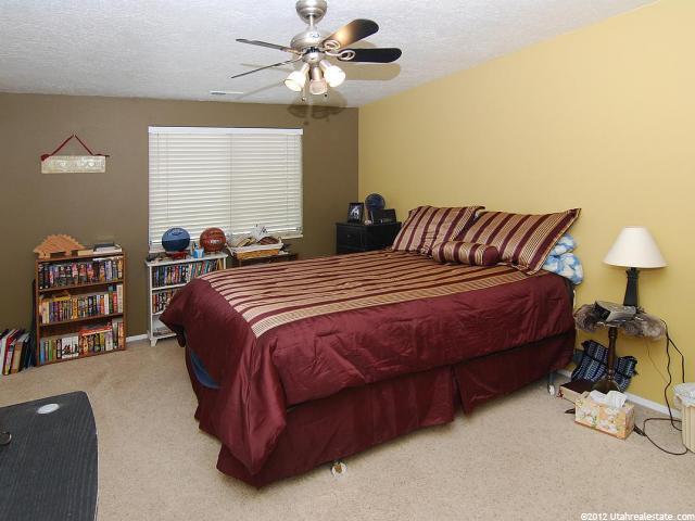 590 W 1950 N, Centerville, UT 84014 — photo 4