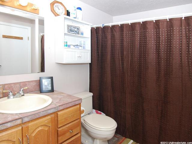 590 W 1950 N, Centerville, UT 84014 — photo 7