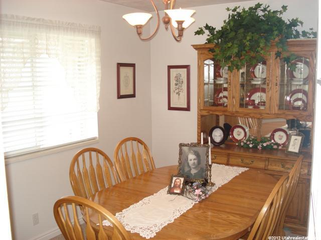 576 E 1200 S, Kaysville, UT 84037 — photo 4