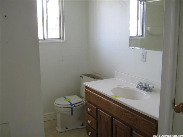 1256 N 450 W, Sunset, UT 84015 — photo 2