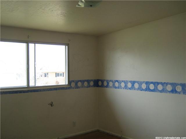 1256 N 450 W, Sunset, UT 84015 — photo 3