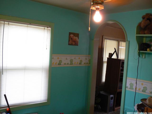 990 E 1000 S, Clearfield, UT 84015 — photo 9