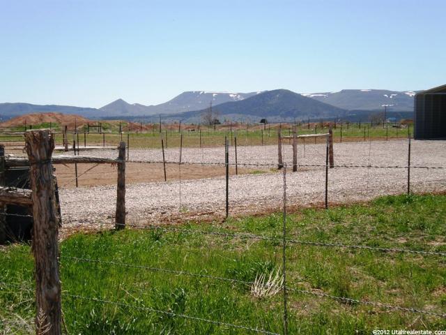 854 N 1400 E, Enterprise, UT 84725 — photo 3