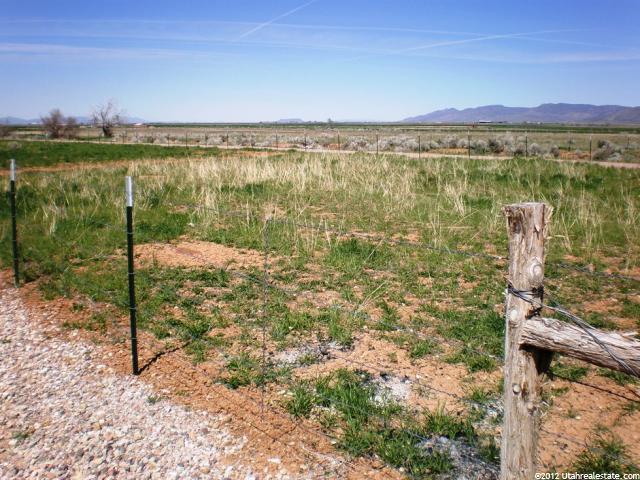 854 N 1400 E, Enterprise, UT 84725 — photo 5