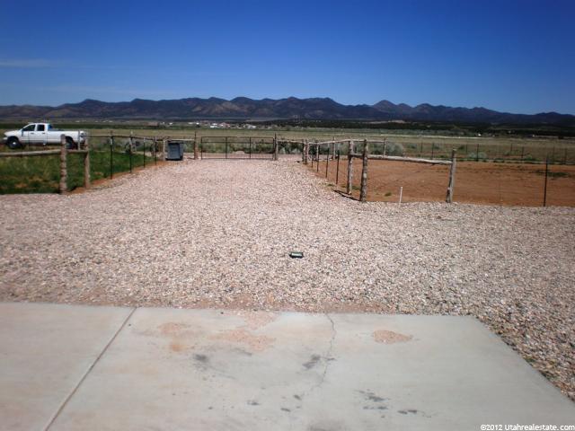 854 N 1400 E, Enterprise, UT 84725 — photo 8