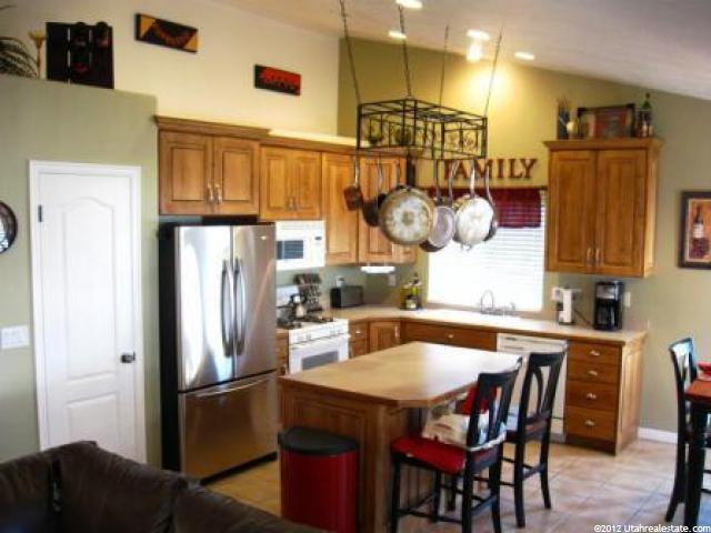 37 E 2300 N, Layton, UT 84041 — photo 3