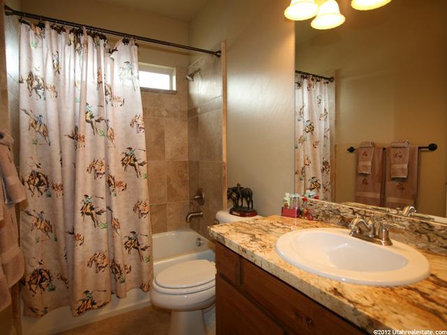 395 E Meadow Lark Ln, Elk Ridge, UT 84651 — photo 9