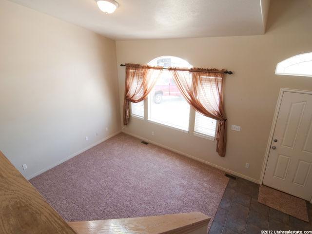768 W 1240 N, Clinton, UT 84015 — photo 6
