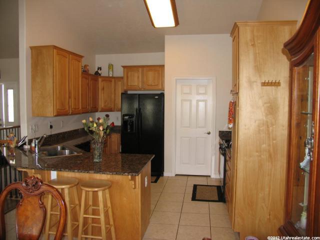 8610 S Ida Ln, Sandy, UT 84093 — photo 6