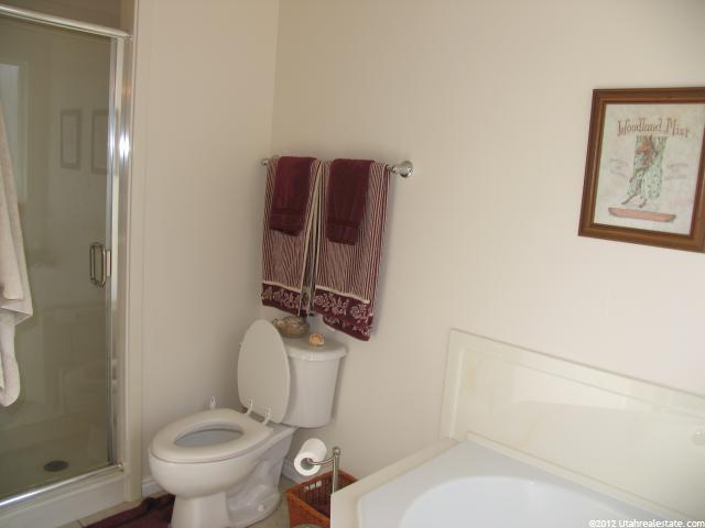 8610 S Ida Ln, Sandy, UT 84093 — photo 9